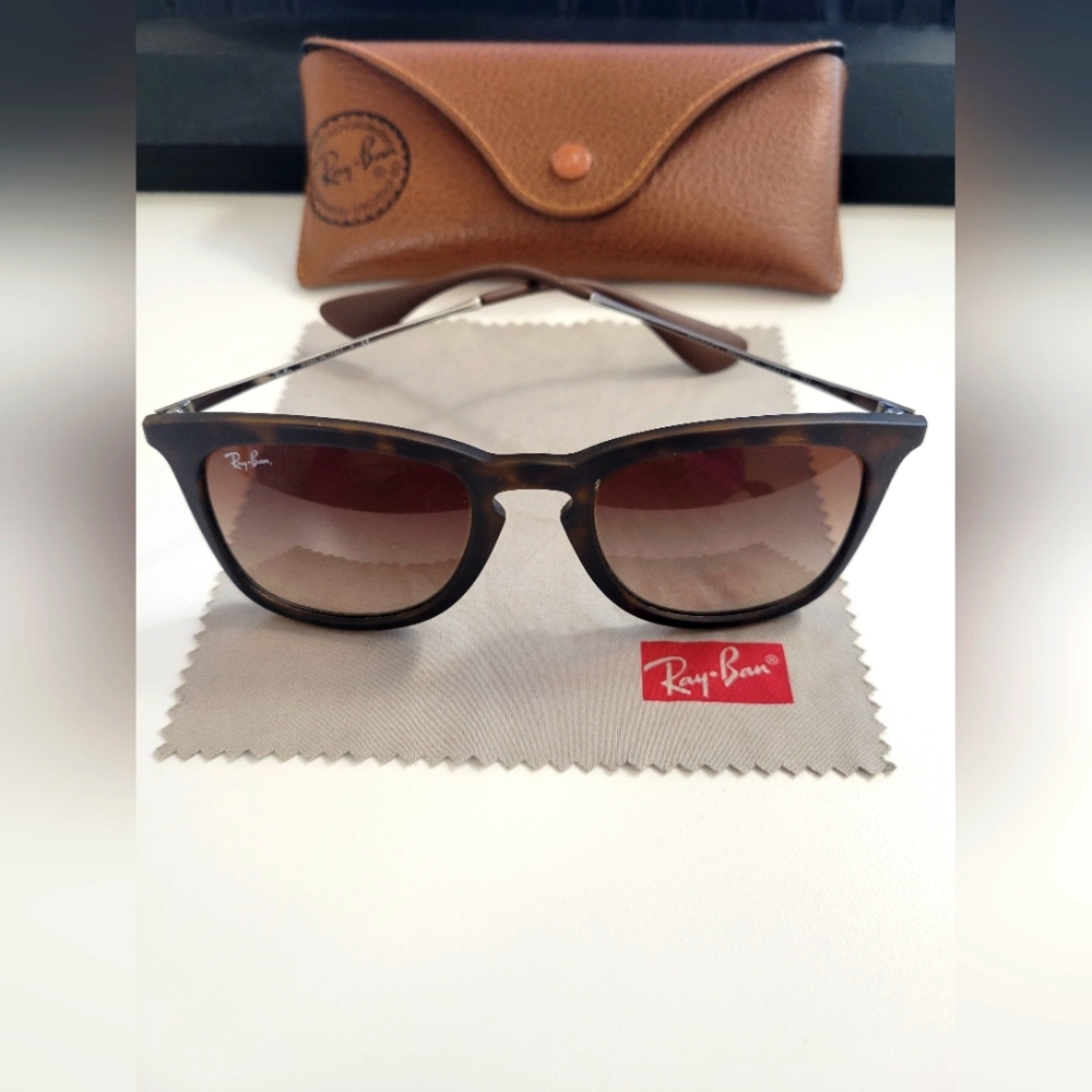 Ray ban sunglasses